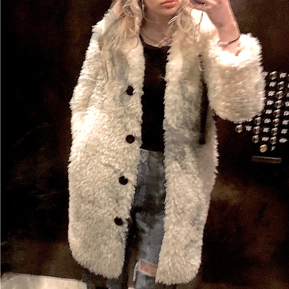 The floof coat (xs - s) - Picture 2 of 3